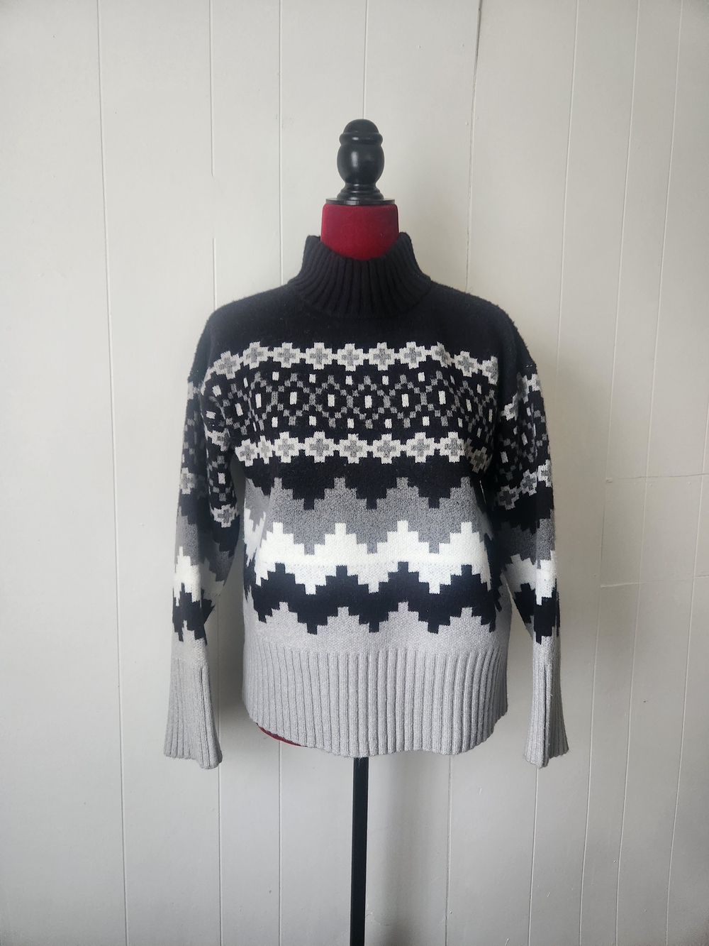 Joseph A Black, Gray & White Fair Isle Turtleneck Sweater Eclectic Grandpa
